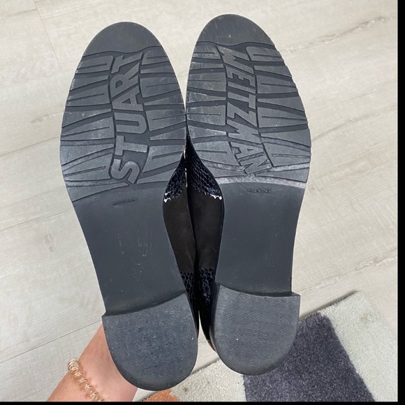 Stuart Weitzman Dark Academia Croc Embossed Patent Leather Penny Loafer - Picture 5 of 8